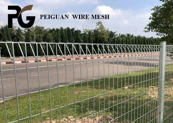 Trigonal Bending Roll Top Weld Mesh Fencing